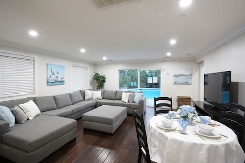 Sweet 5 Bedroom, 4 Bath Pool Home 1/2 Mile Walk To Disney