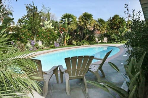 Comfy Pool Home,1/4 Mile Walk To Disneyland