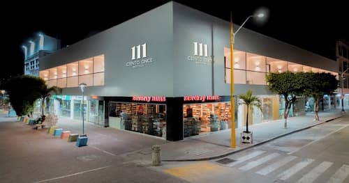Hotels 111