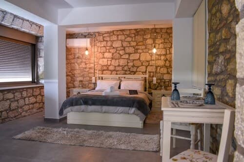 Coastal Stone Hideaway With Stunning Scenery