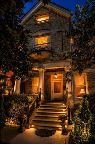 Central Park Bed & Breakfast