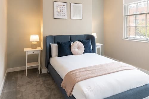 Host Stay The Quarter