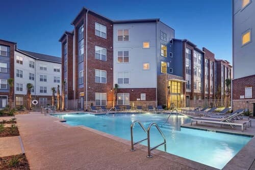 Luxurious Downtown Condo