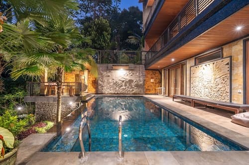 Maru Fortuna Villa by Aayan