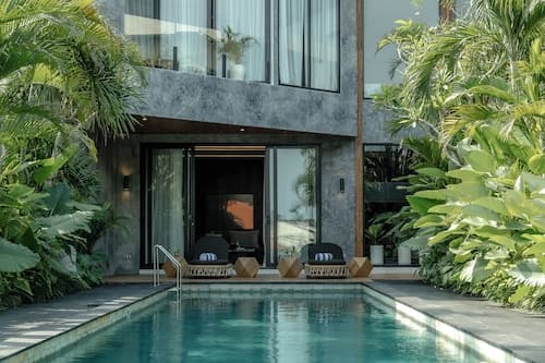 AMO Residences