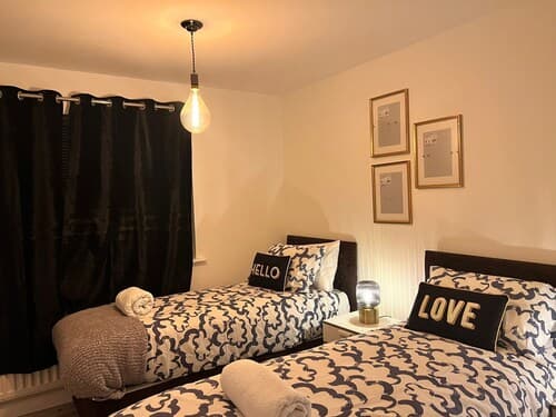 Cozy Barking Retreat - 2 Bedrooms