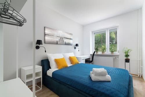 EASY RENT Apartments- KOSMOS