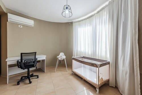 Kondo Stays - City Center Apartments