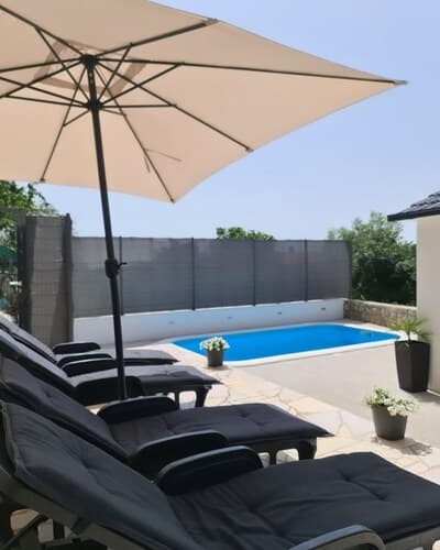 Aparment With Private Pool ,shades of Bluemm