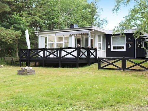 6 Person Holiday Home in Hadsund
