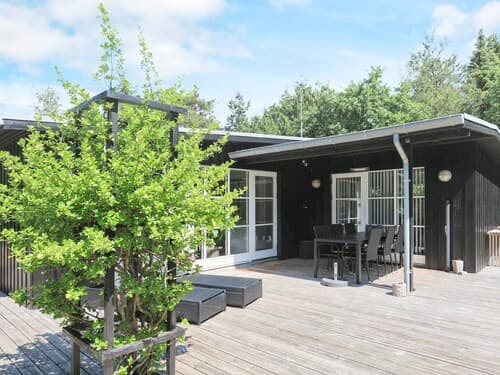 4 Star Holiday Home in Hals