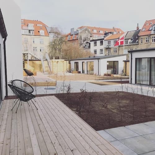 Fantastic Apartment w French Balcony