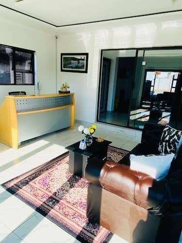 Airport Imperial Guest House