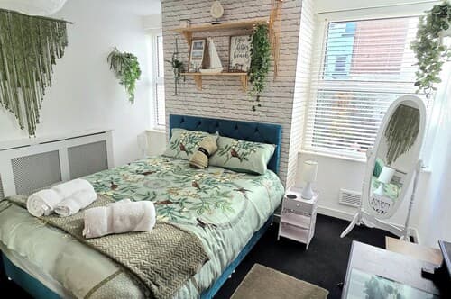 The Hideaway/cottage Feel/patio/central/parking