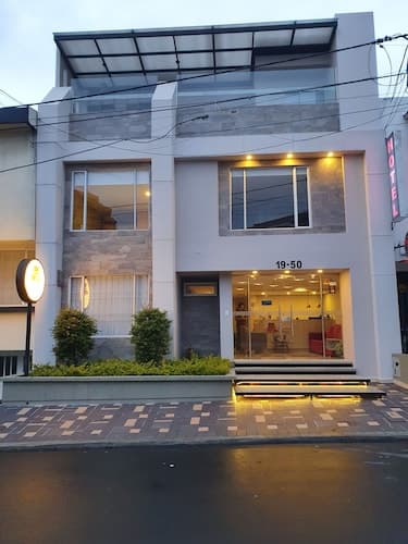 HOTEL SANTORI