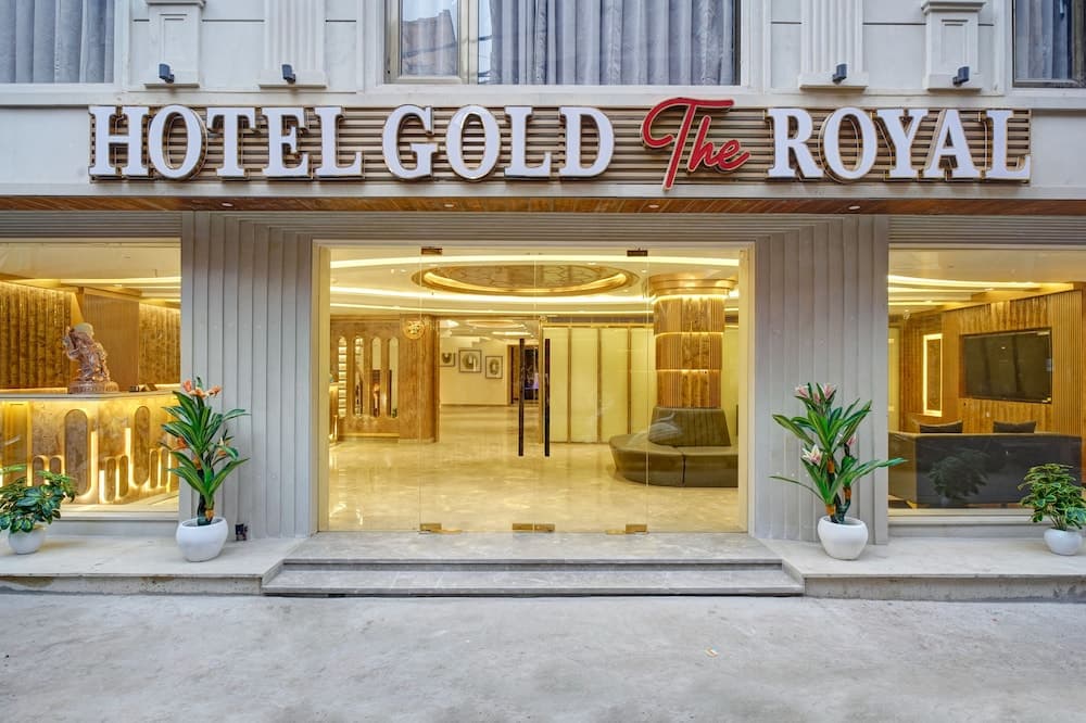 Gold The Royal