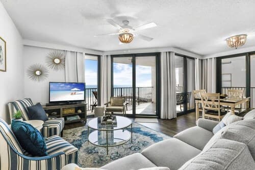 Phoenix III 3031 Beachfront End-unit