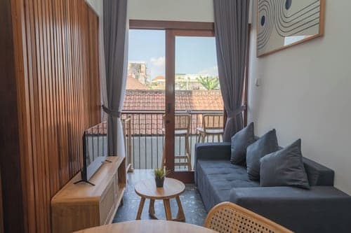 Kumiko Apartment