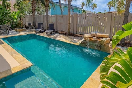 Luxury Remodel - Sleeps 20 - Pool - Go VIP