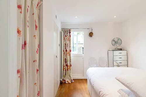 Parsons Green Modern One Bedroom Flat