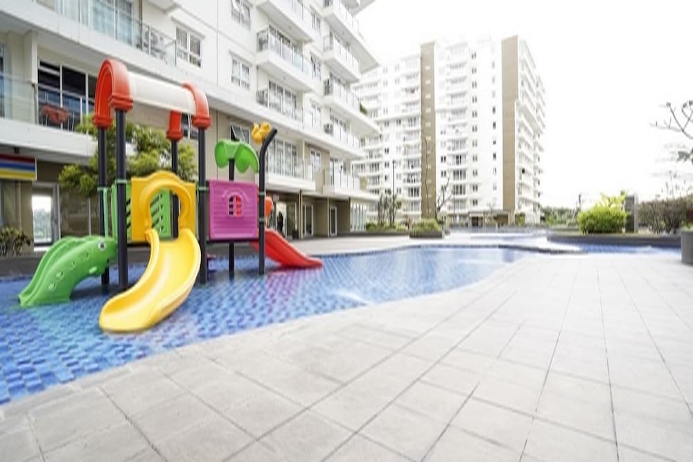 OYO 94158 Gateway Pasteur Apartment By Iyan