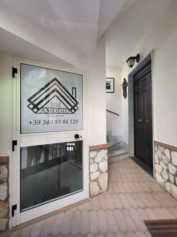 Amodio Apartments