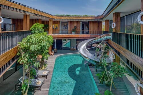 Akashi Residence