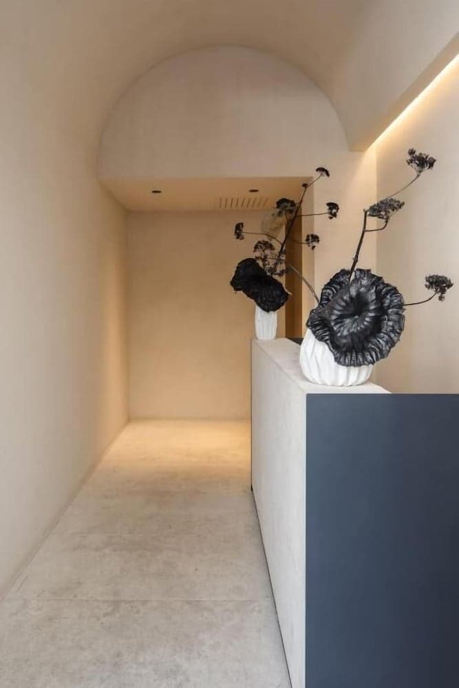C10 Boutique Hotel