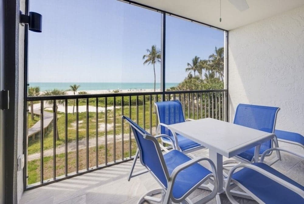 Pelicans Roost 203 2 Bedroom Condo by RedAwning