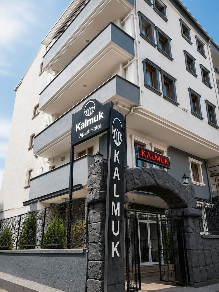 Kalmuk Suit Otel