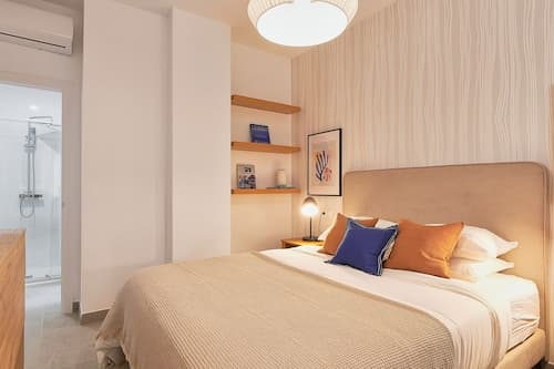 Solaga - Soho Suites