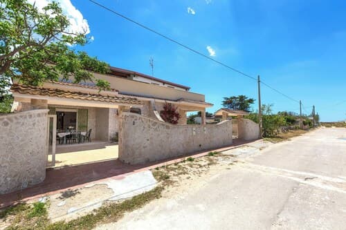4033 Villetta Stefy by Barbarhouse