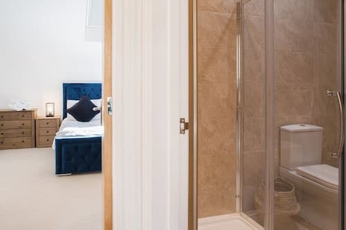 Discovery Barn Luxury 2 BD Conversion