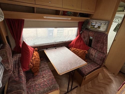 Motorhome in Hinckley- Sleeps 3- Pet Friendly