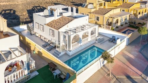Luxurious Villa La Vita e Bella Escape in Murcia