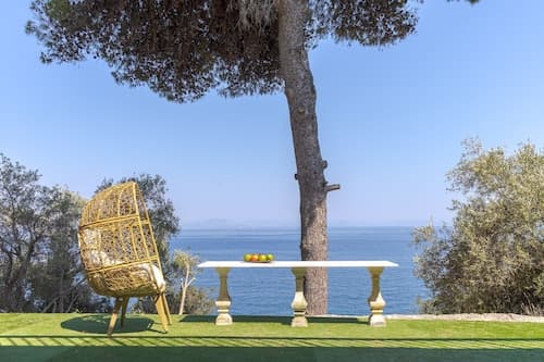 Ninemia Seaview by Estia