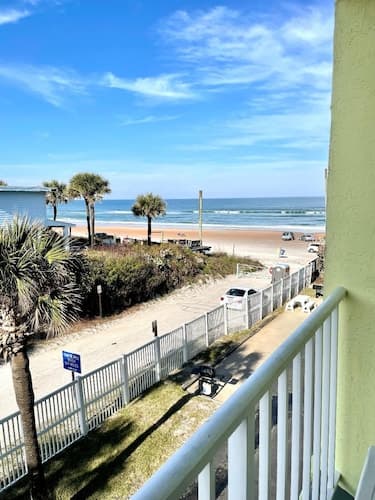 Coastal Cozy - Ocean View at Symphony Beach Club