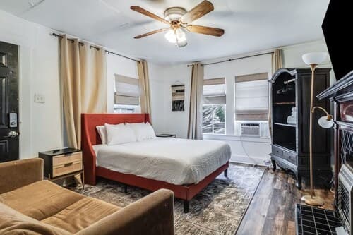 Jefferson Flat in Lafayette