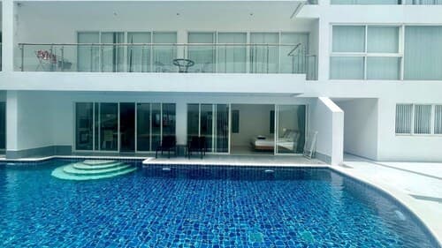 B14 - 2 Bedroom Condo With Pool Access, Karon Beach