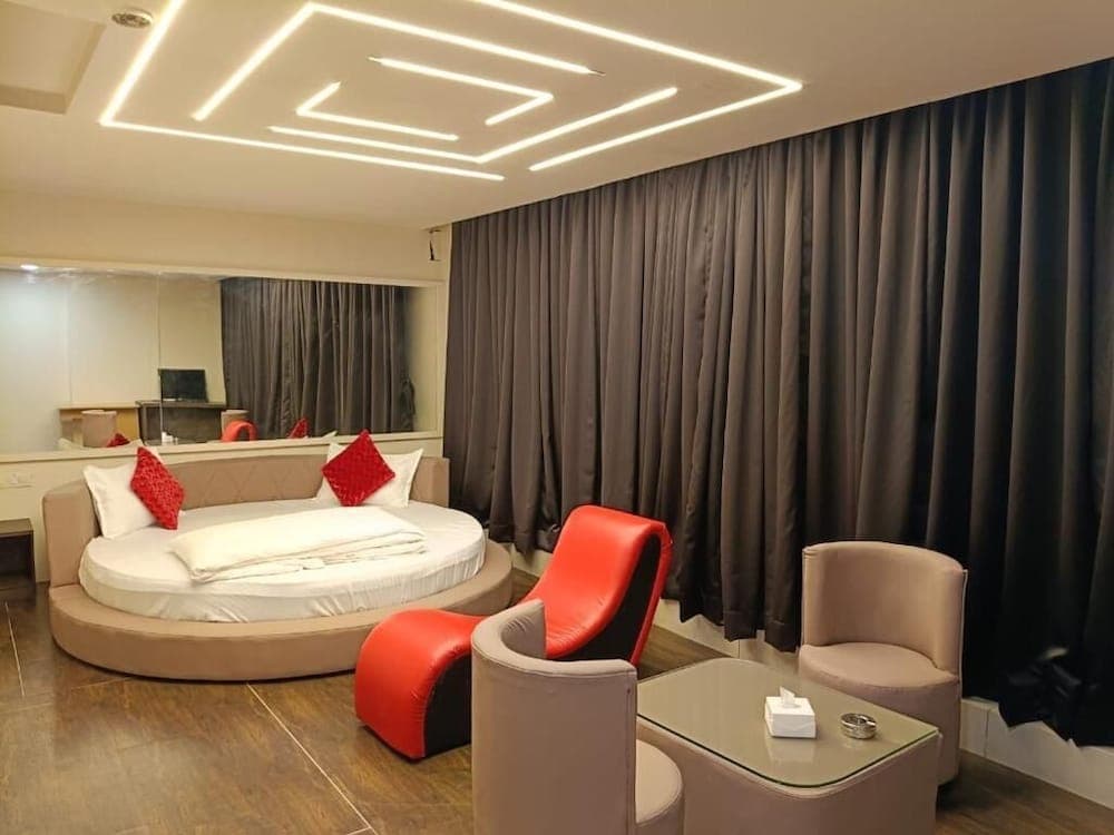 Aundh Elite Stay