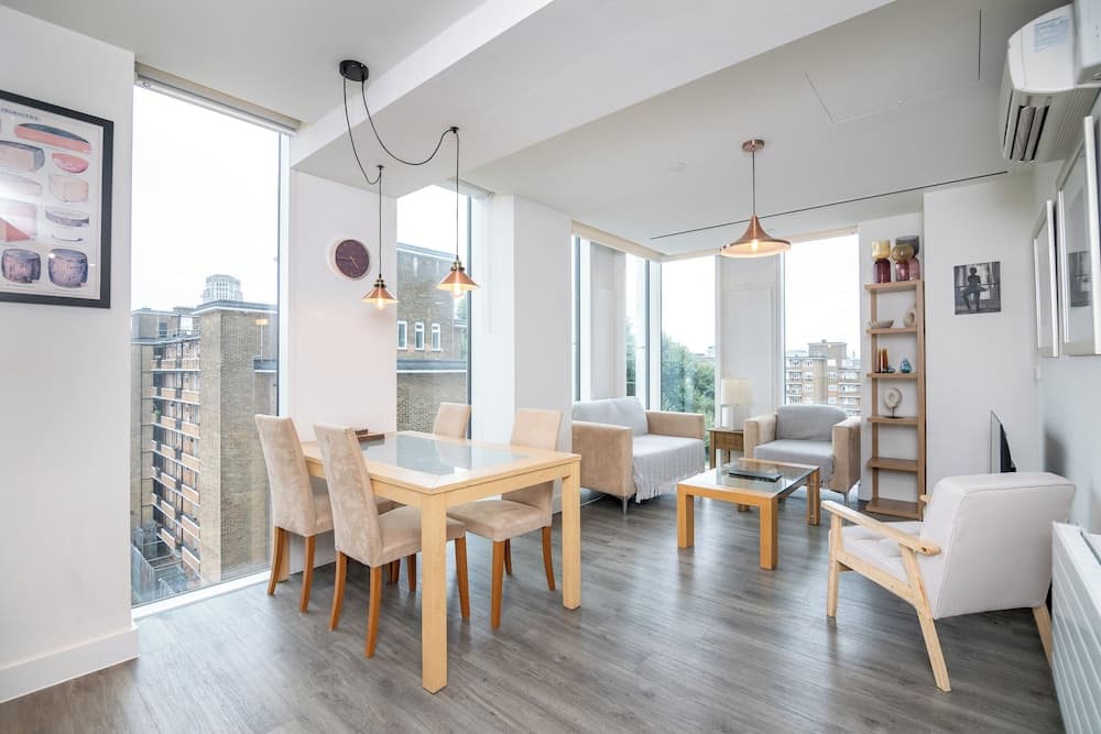 Chic & Stylish 2Bed in Heart of London