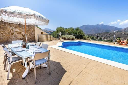 Stunning Golf Villa With Pool and Stunning Views