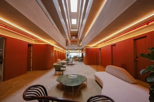 Setai Yacht Premium - By Almare Flats
