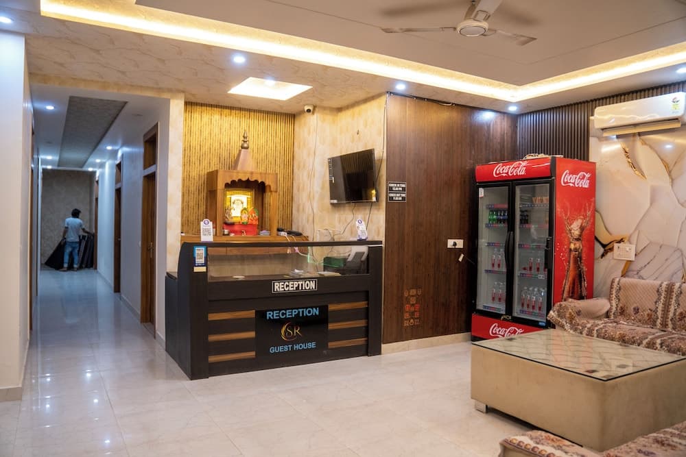 SR GUEST HOUSE