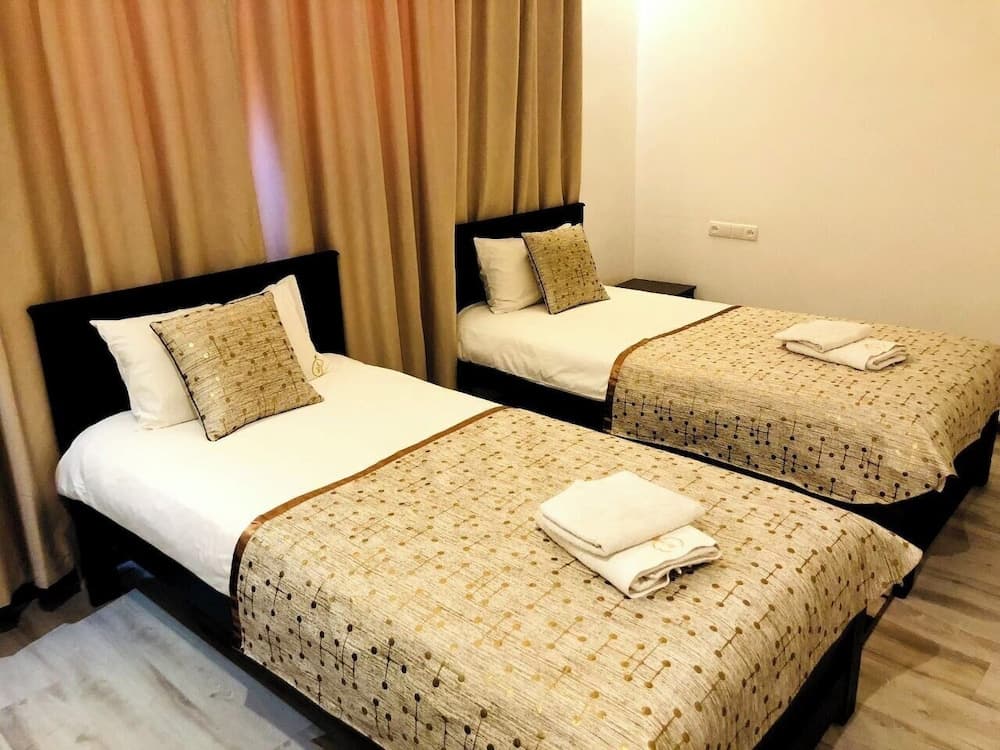 Maryam Hotel