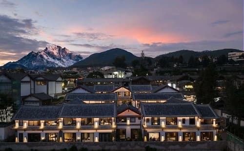 LA MAISON . View Resort