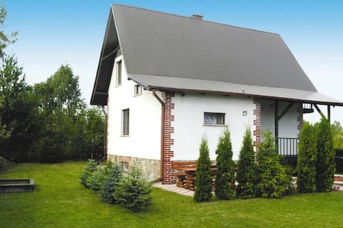 Holiday Home With Garden, Close to the Lake