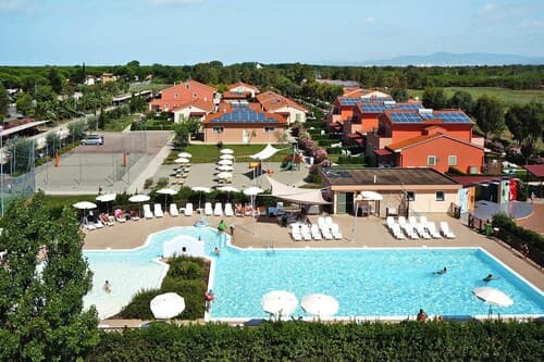 Apartment in Tuscany Near Sandy Beaches