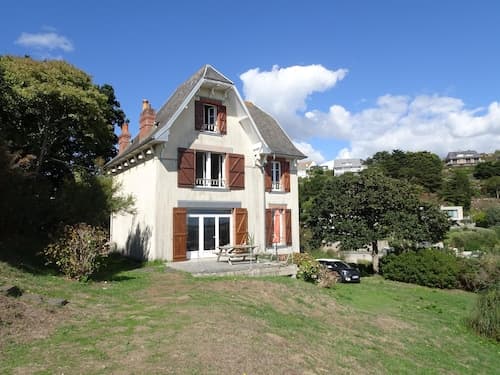 Villa in Normandy With Beach Access
