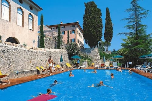 Residence La Filanda in Costermano Near Centre